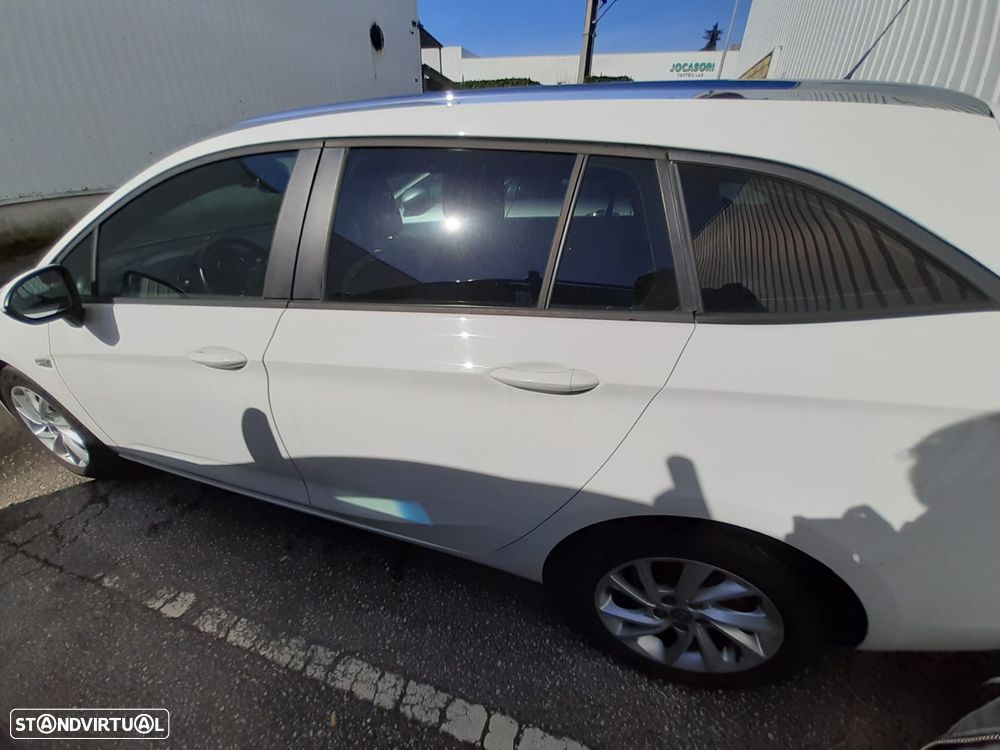 Opel Astra Sports Tourer 1.6 CDTI Ecotec Edition S/S - 4