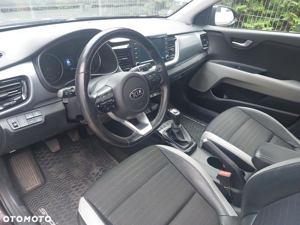 Kia Stonic - 9