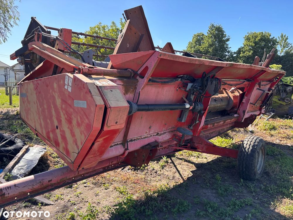 Massey Ferguson 550 - 2