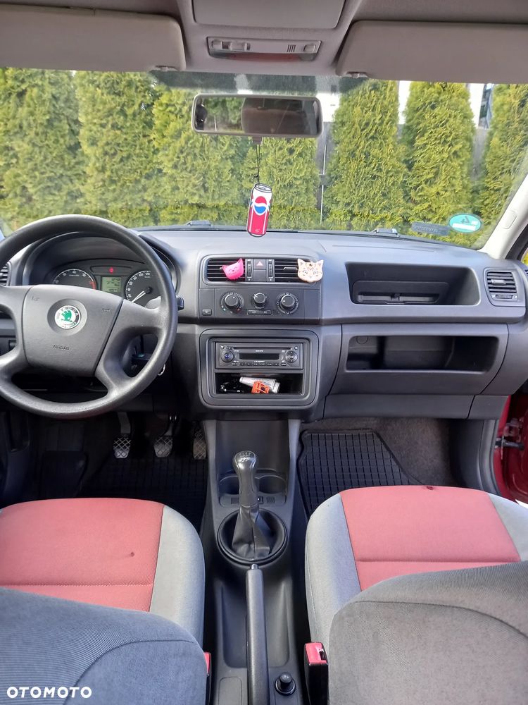 Skoda Roomster 1.2 Style - 8