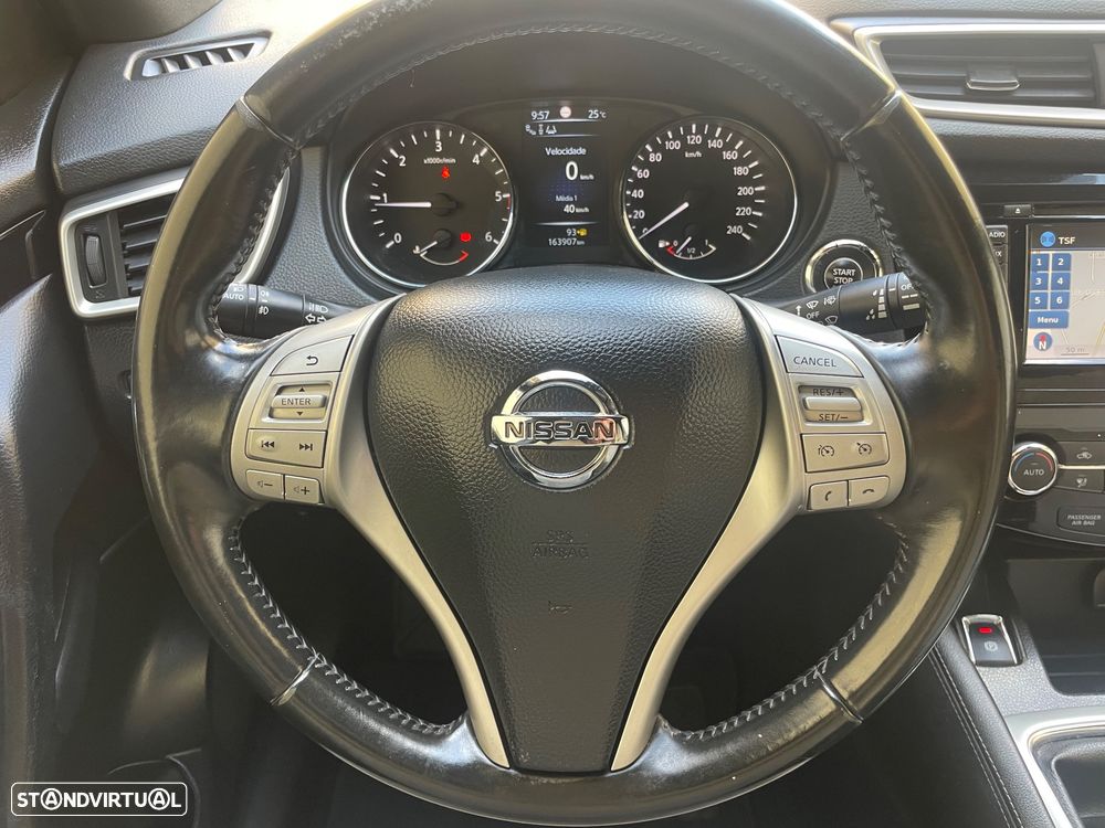 Nissan Qashqai 1.5 dCi Tekna Premium Pele S Alcantara - 16
