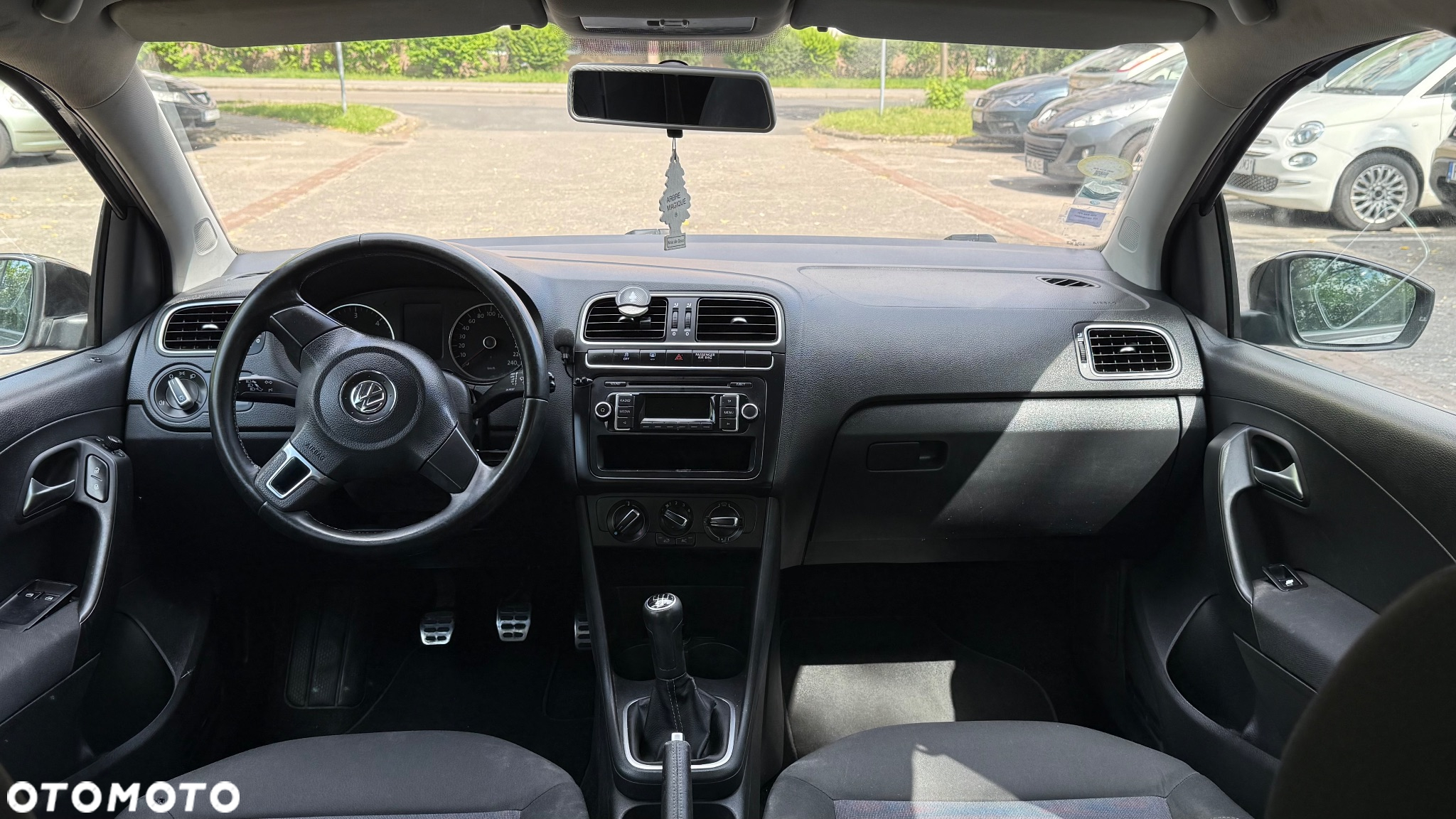 Volkswagen Polo - 15
