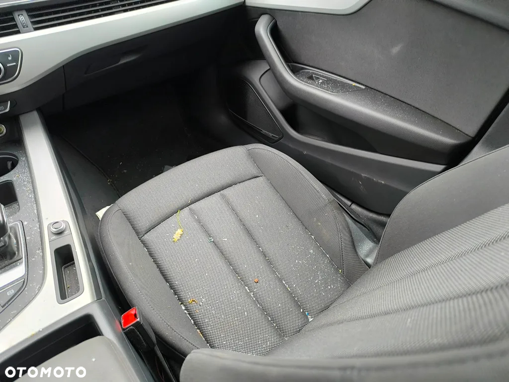 Audi A4 35 TDI S tronic advanced - 11