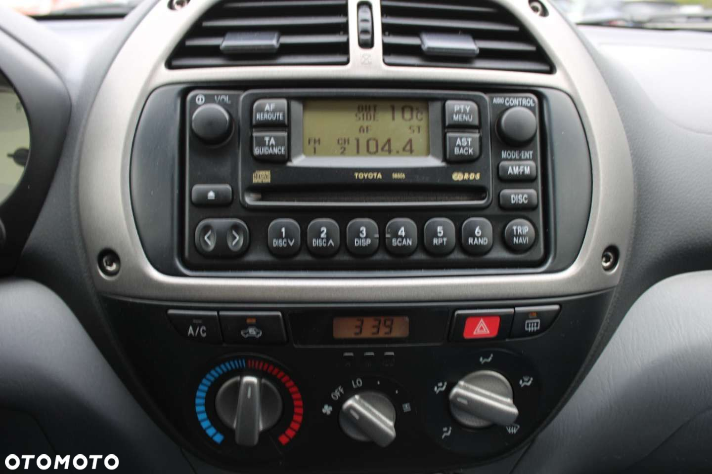 Toyota RAV4 - 39