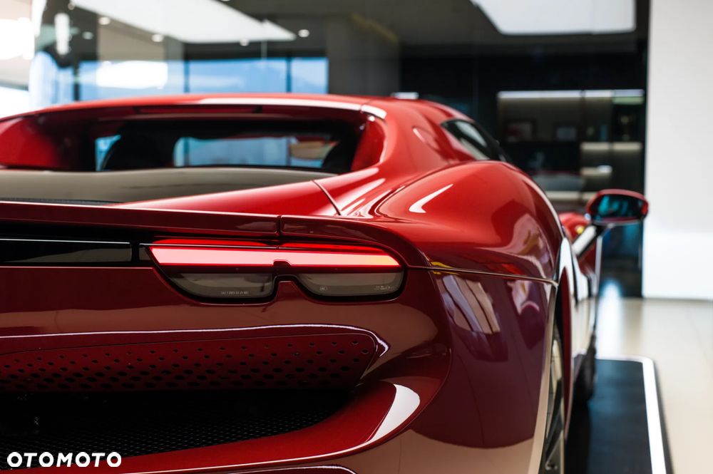 Ferrari 296 GTB - 14