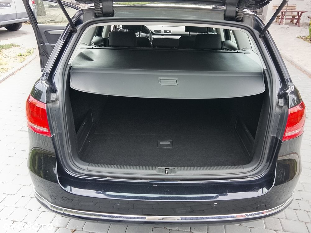 Volkswagen Passat - 7