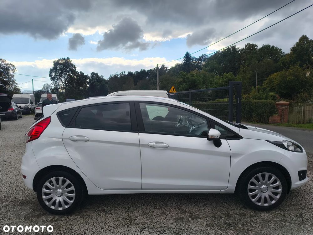 Ford Fiesta 1.25 Celebration - 4