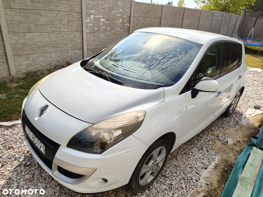 Renault Scenic - 1