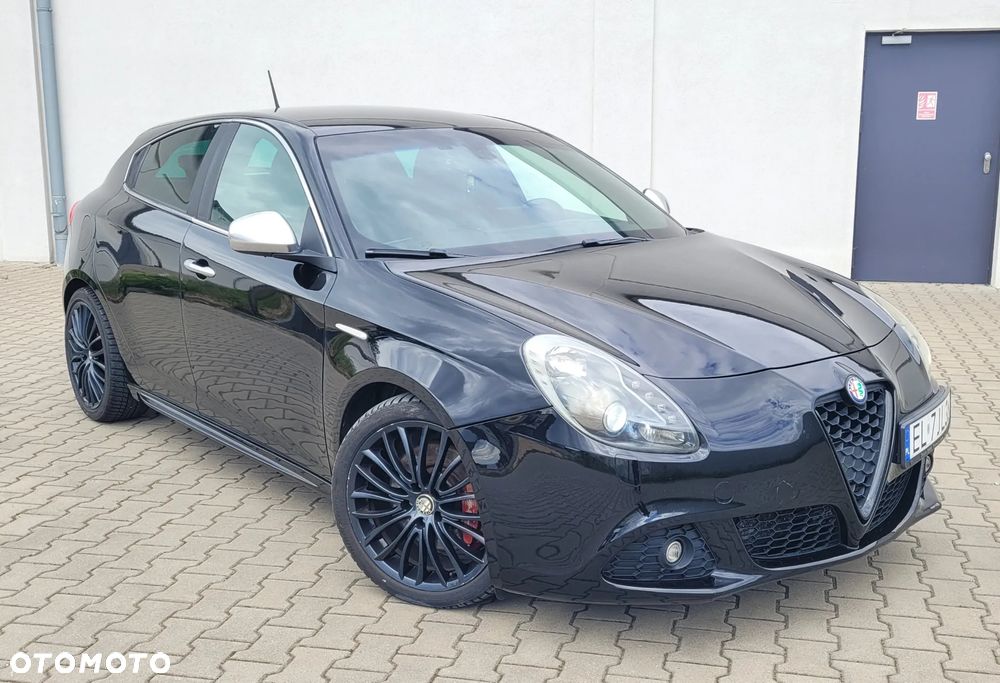 Alfa Romeo Giulietta 2.0 JTDM Distinctive - 1