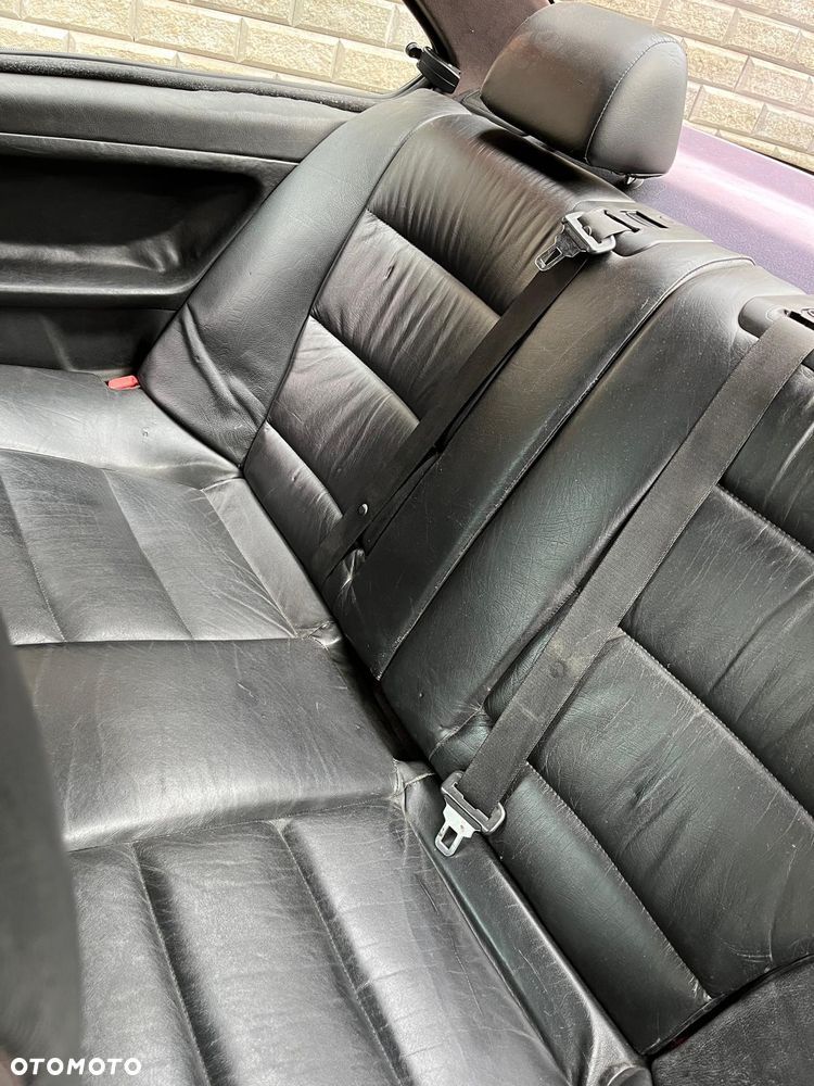 BMW Seria 3 325i - 11