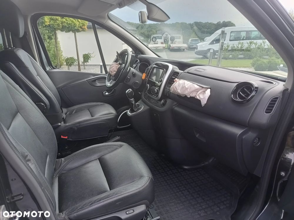 Renault Trafic Grand 2.0 dCi EDC - 13