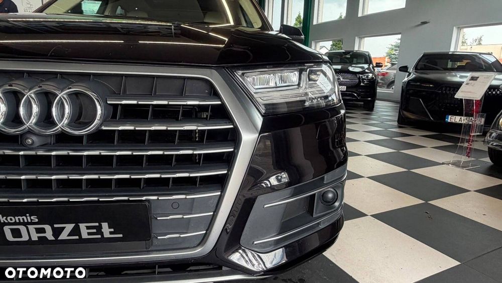 Audi Q7 - 32