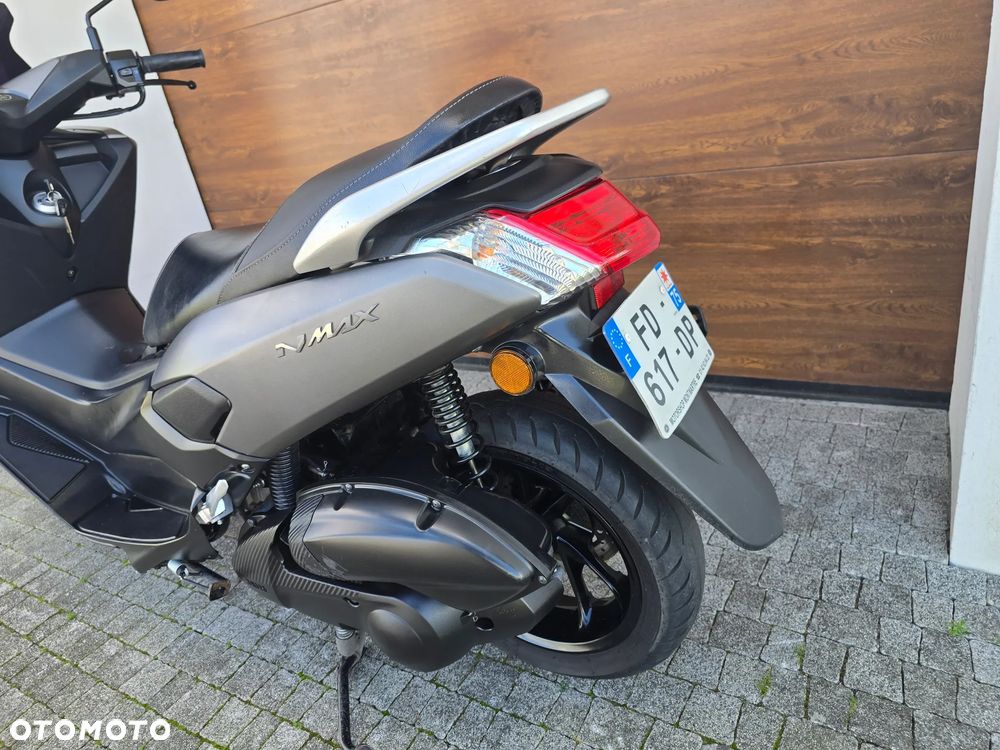 Yamaha NMAX - 26