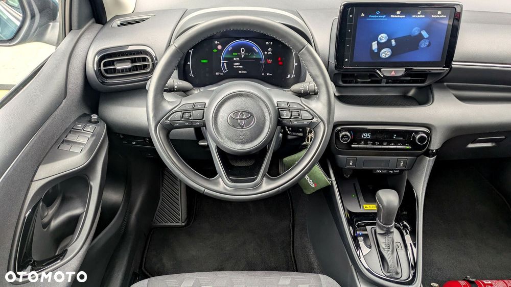 Toyota Yaris - 10
