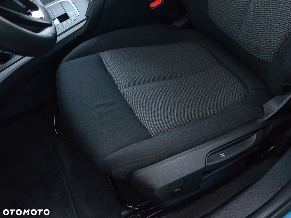 BMW Seria 1 118i Advantage - 19