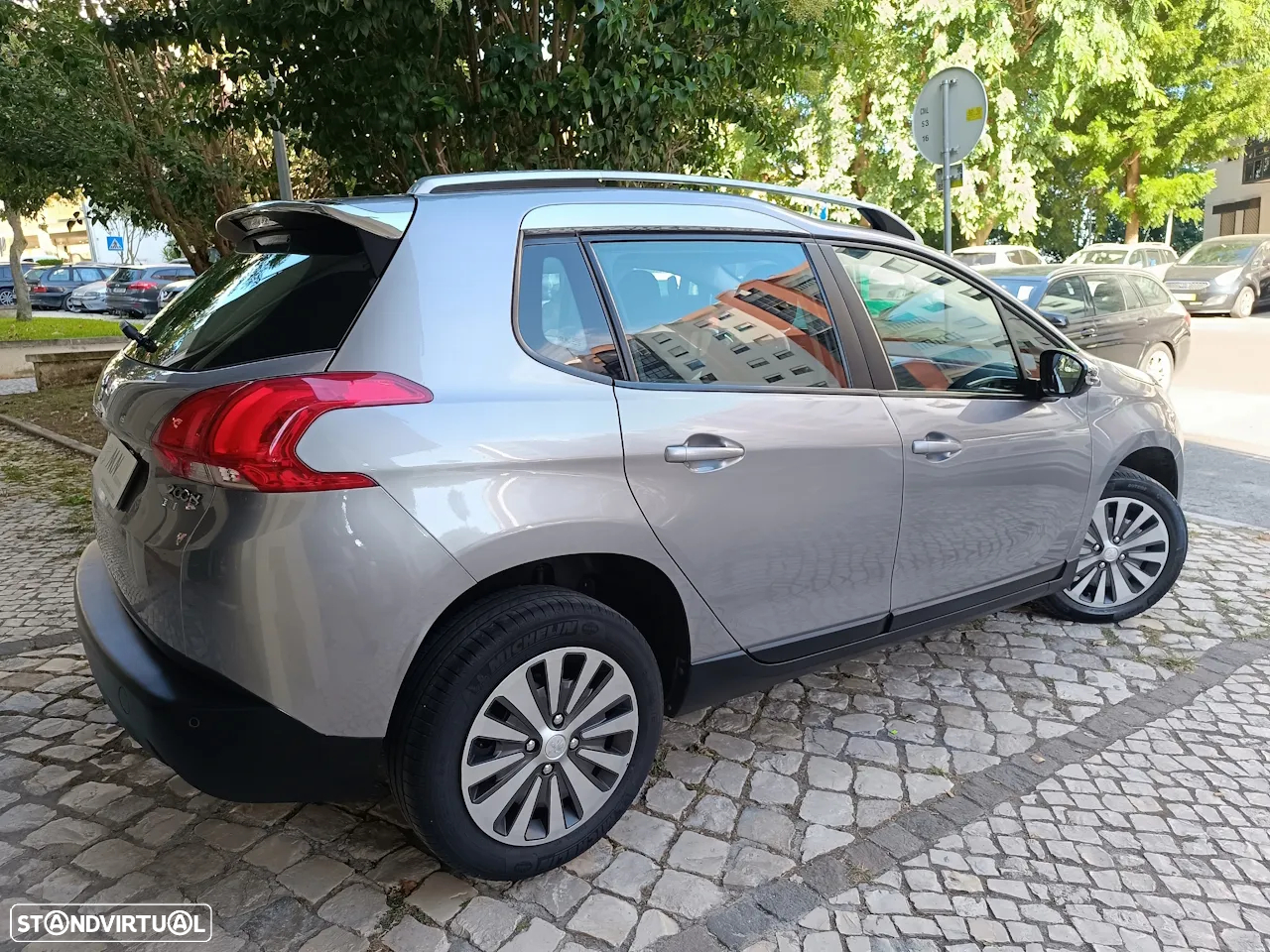Peugeot 2008 82 e-VTI ETG5 Active - 3