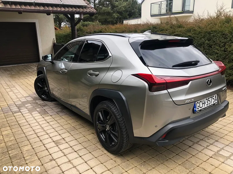 Lexus UX 200 GPF F Impression 2WD - 6