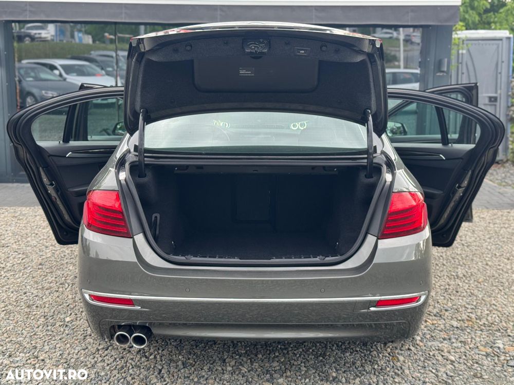 BMW Seria 5 520d Aut. Luxury Line - 19