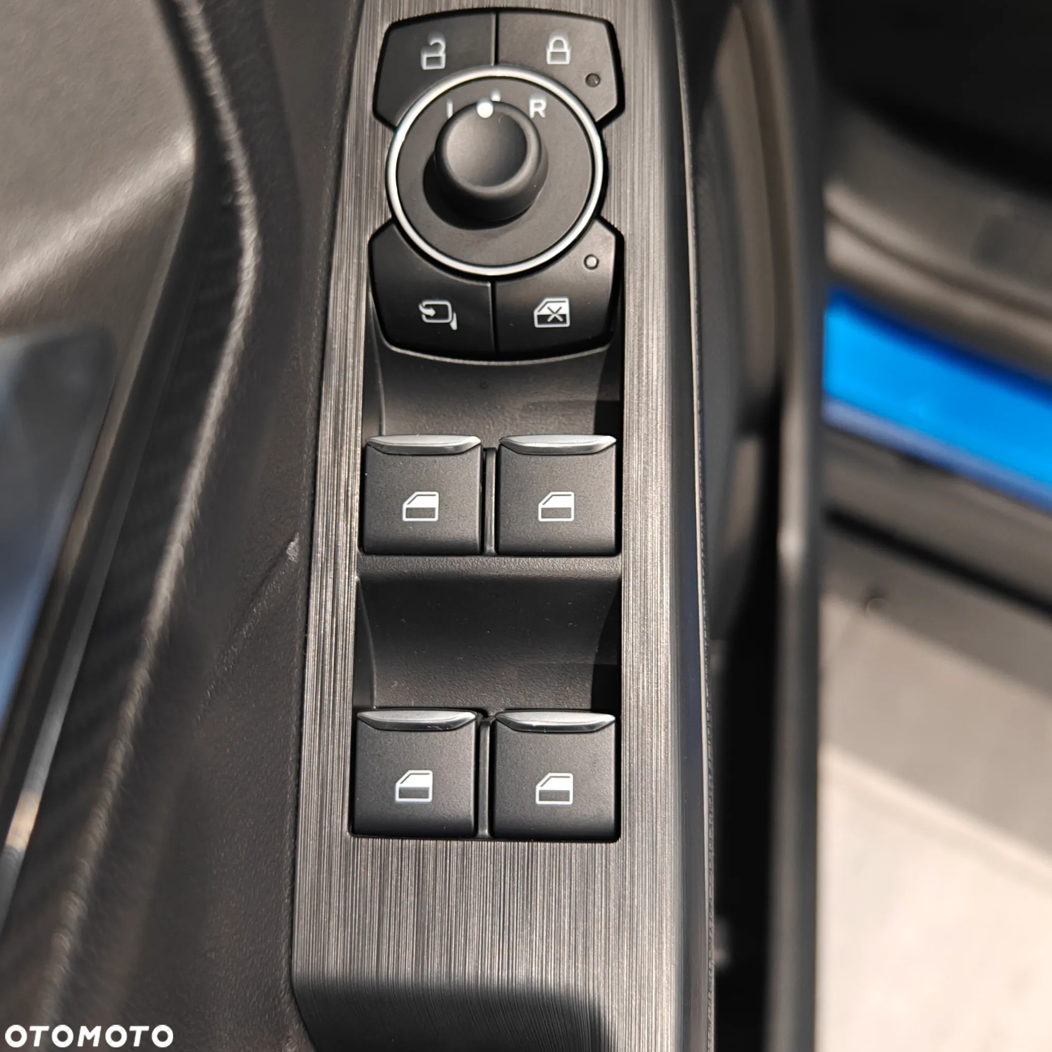 Ford Kuga 1.5 EcoBoost FWD ST-Line - 12