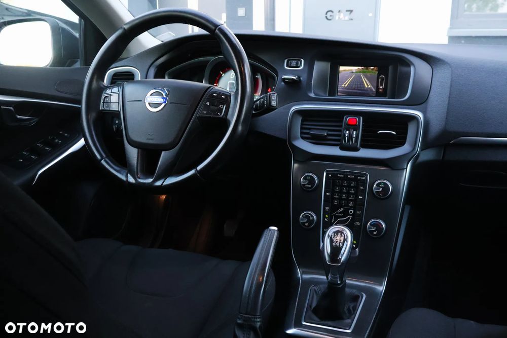 Volvo V40 D2 Kinetic - 8