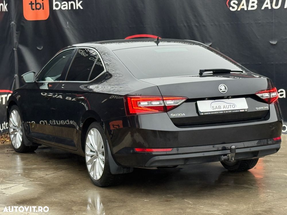 Skoda Superb 1.6 TDI DSG Style - 33