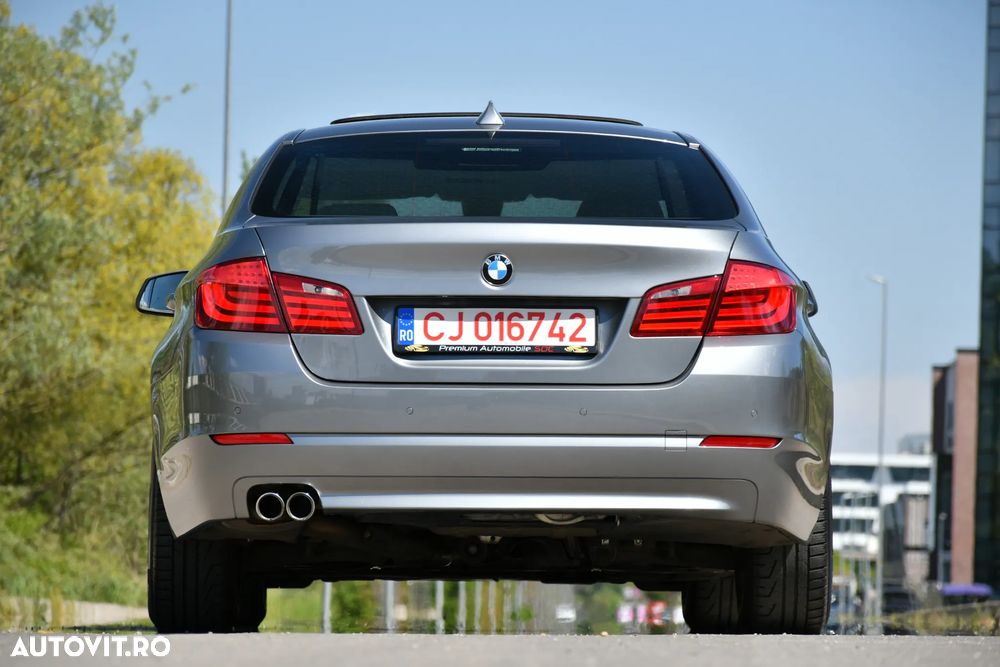 BMW Seria 5 525d xDrive Sport-Aut. Luxury Line - 15