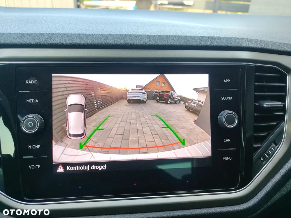 Volkswagen T-Roc 2.0 TDI SCR DSG ACTIVE - 17