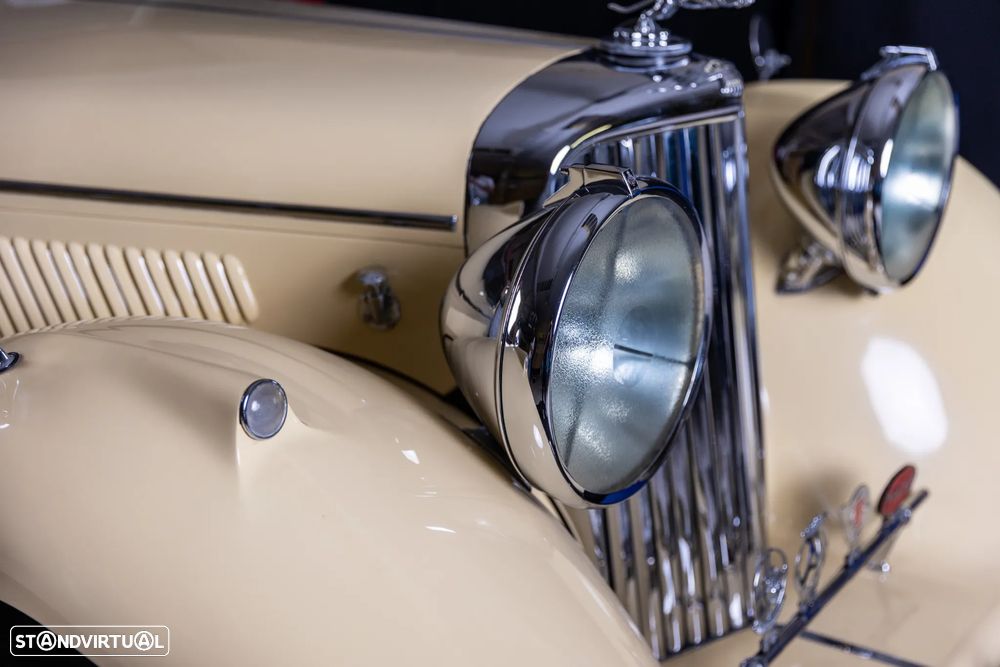 Jaguar MK IV - 20