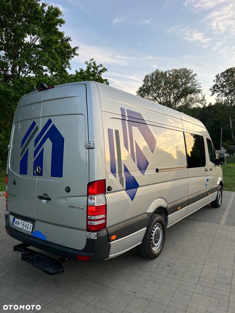 Mercedes-Benz SPRINTER - 8