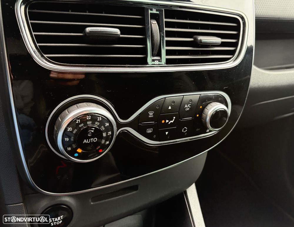 Renault Clio 1.5 dCi Limited EDition - 10