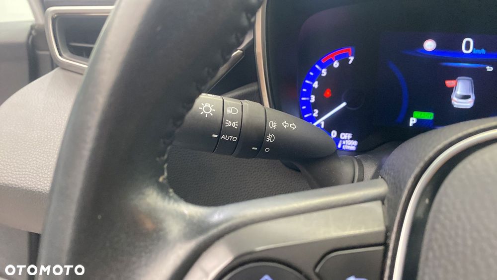 Toyota Corolla 1.8 Hybrid GPF Comfort - 24