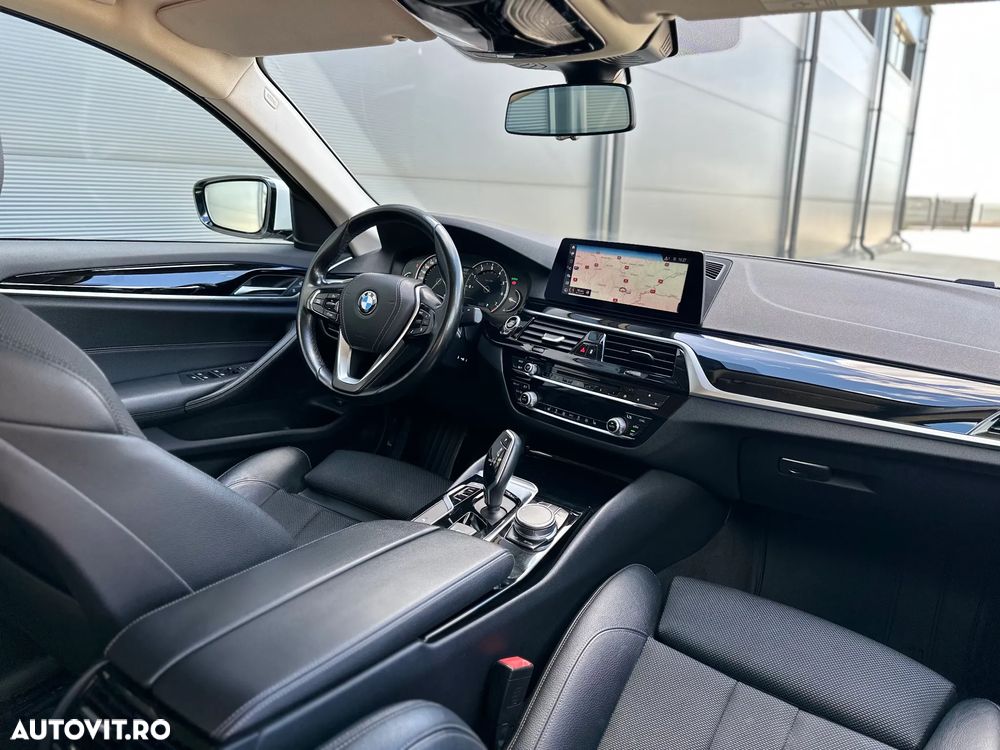 BMW Seria 5 530i xDrive AT - 21