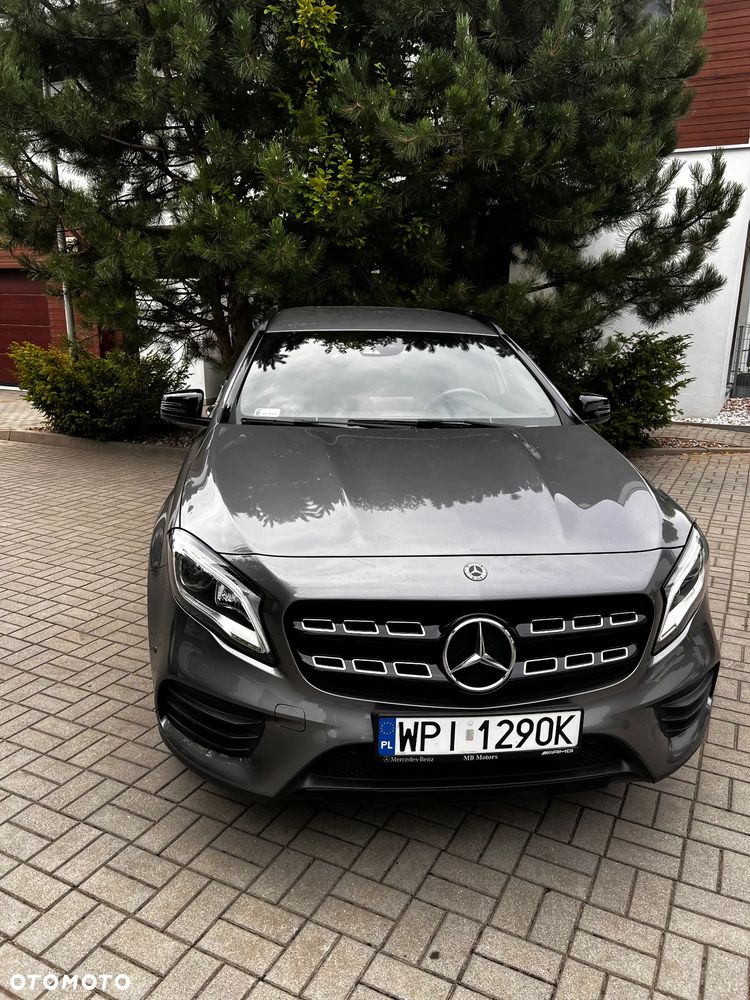 Mercedes-Benz GLA 220 4-Matic AMG Line - 9