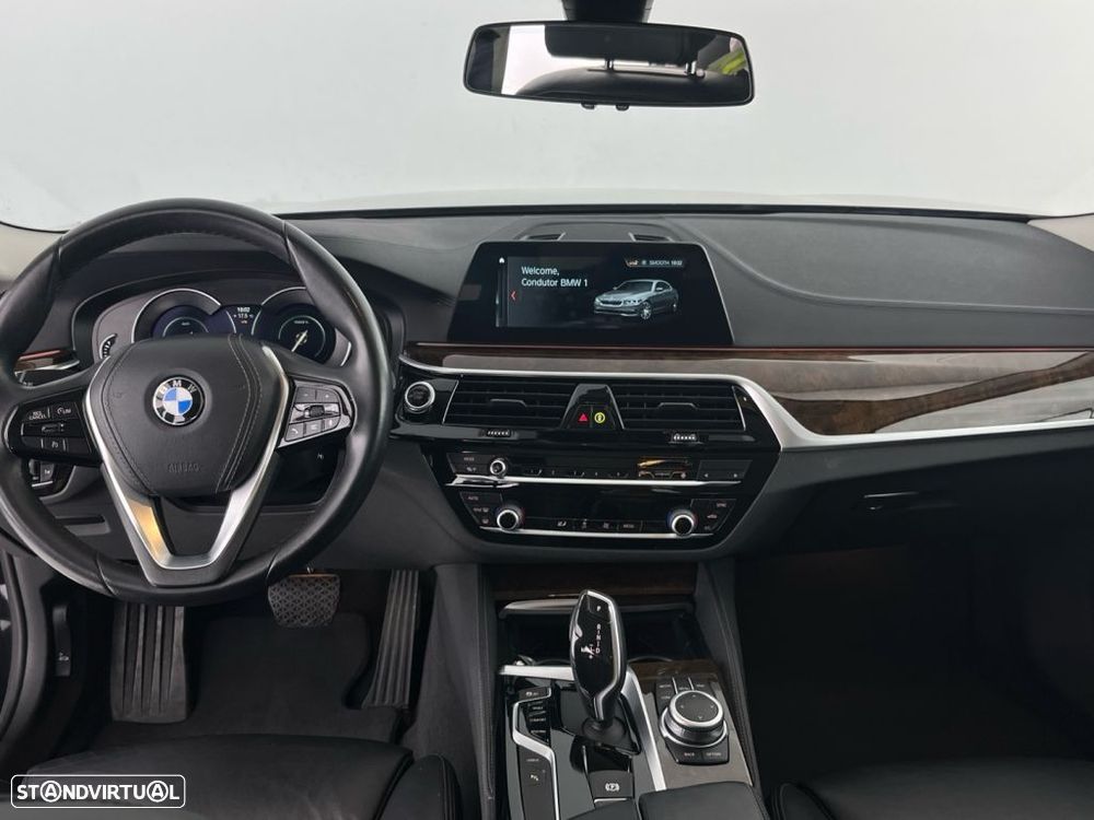 BMW 530 e iPerformance - 10