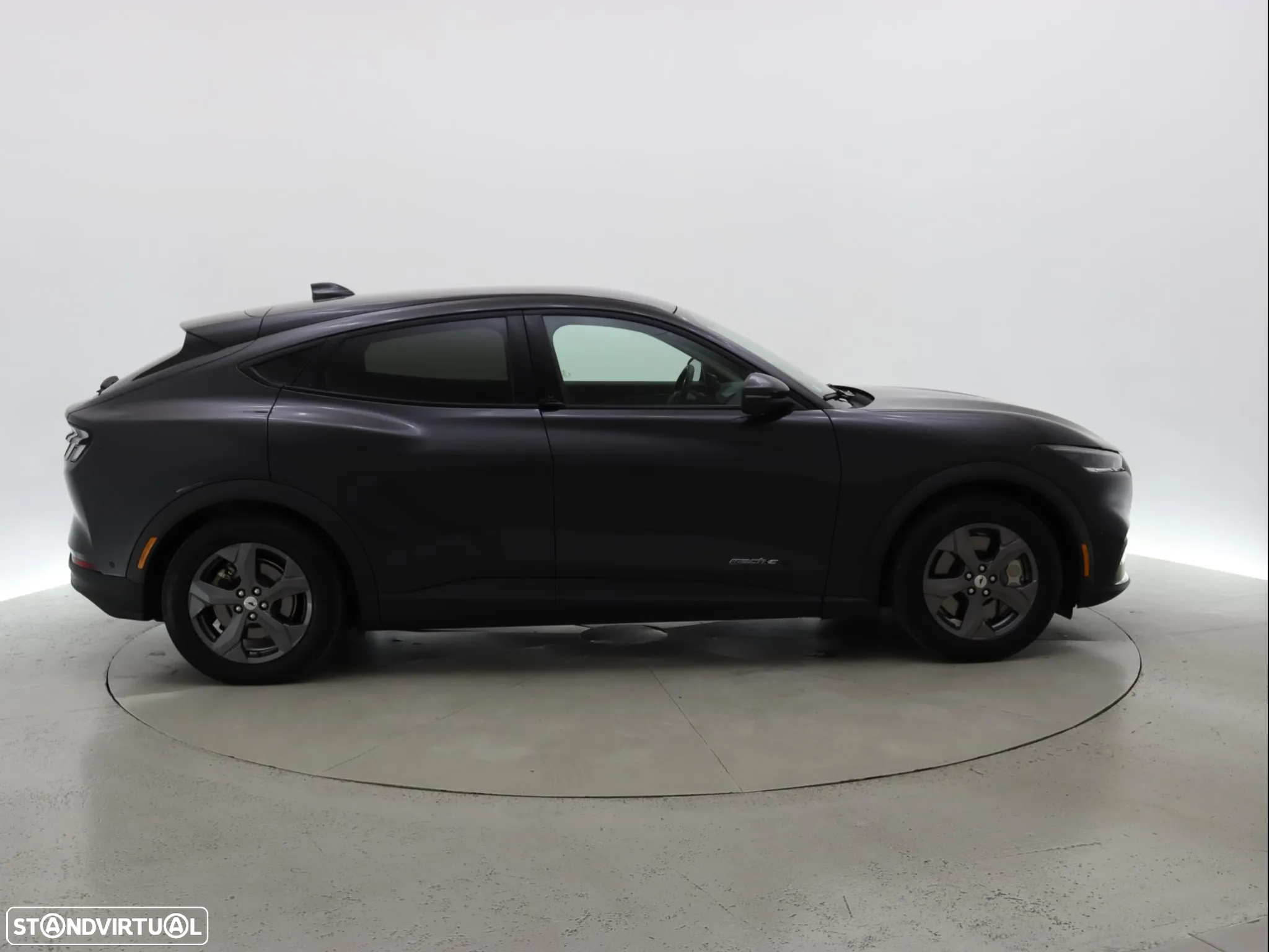 Ford Mustang Mach-E Premium - 8