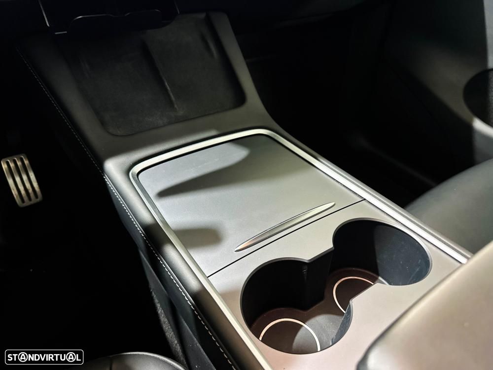 Tesla Model Y Performance Dual Motor AWD - 51