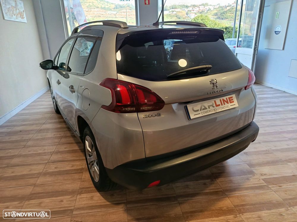 Peugeot 2008 1.2 PureTech Style - 9
