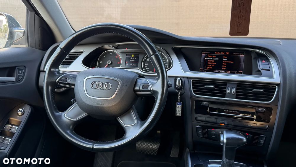 Audi A4 Avant 2.0 TDI S tronic quattro - 14