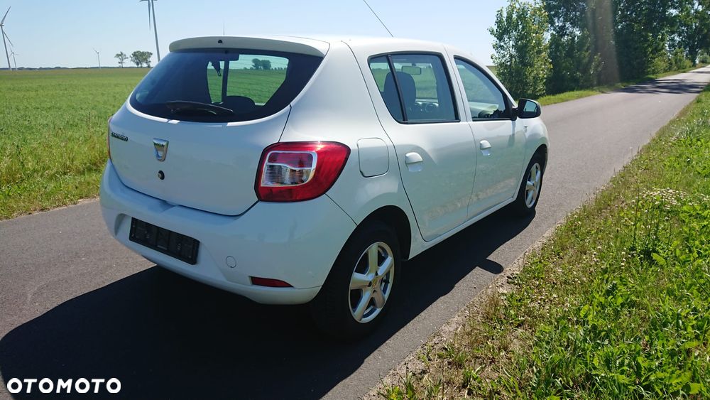 Dacia Sandero 1.2 16V 75 Laureate - 3