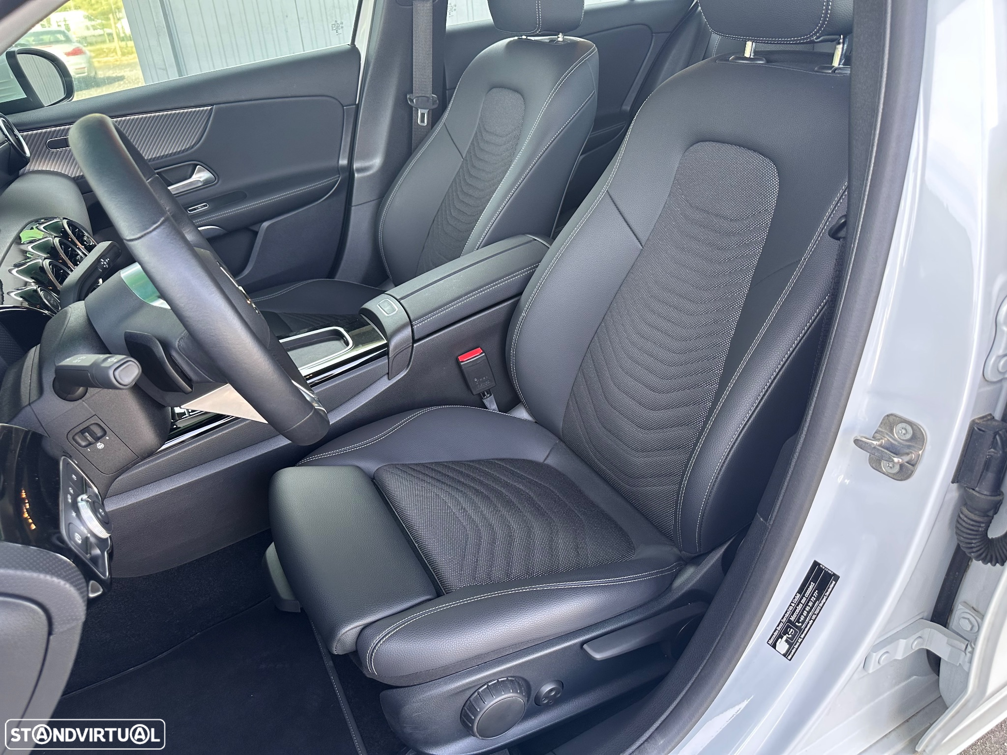 Mercedes-Benz A 250 Limousine e Progressive - 12