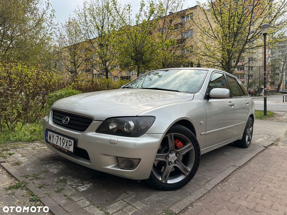 Lexus IS 200 SC Prestige - 1