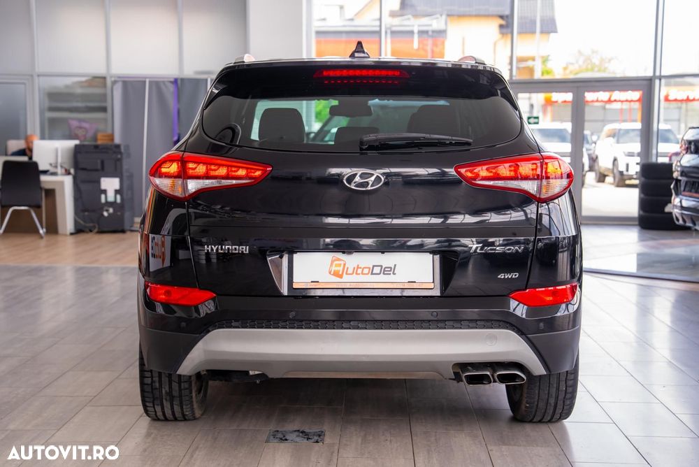 Hyundai Tucson 2.0 CRDI 4WD Automatik Style - 12