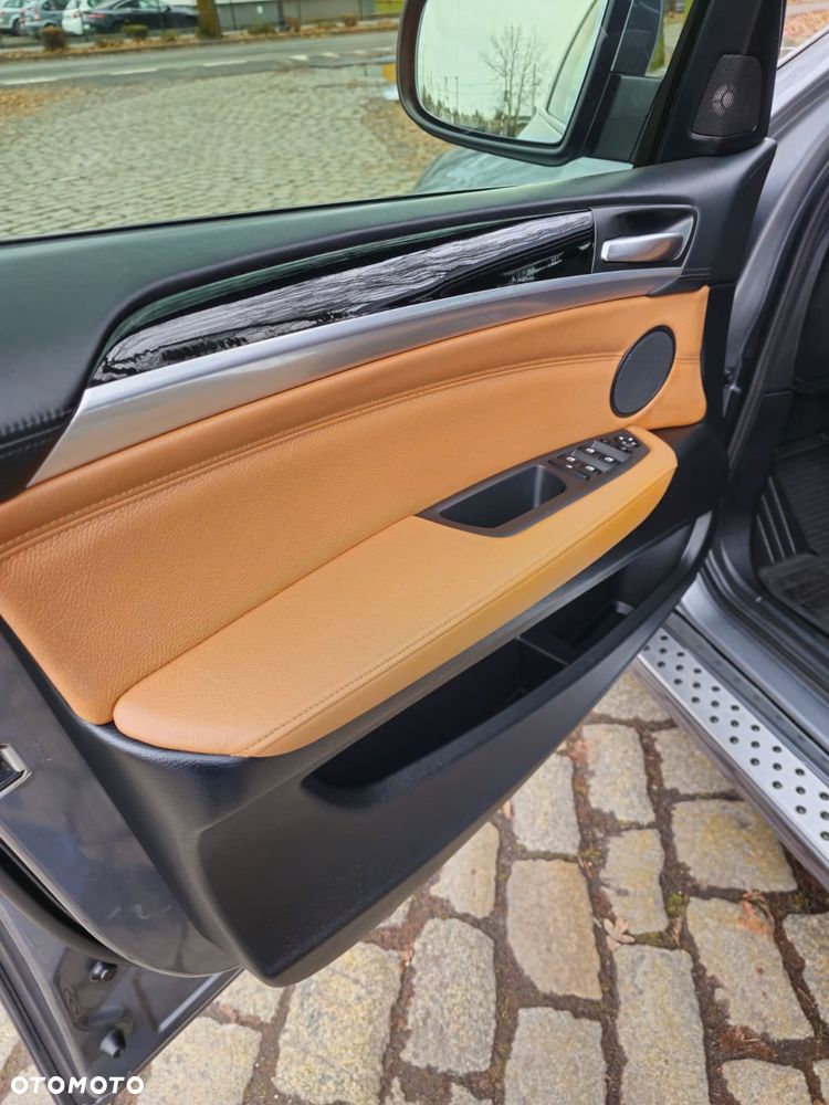 BMW X6 - 23