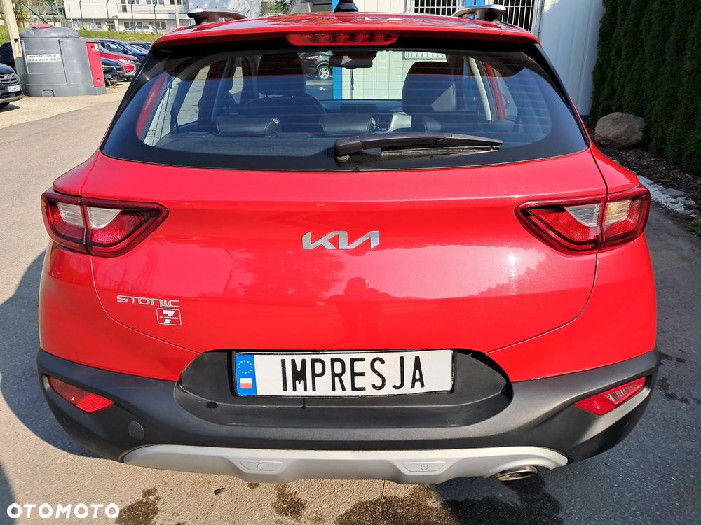 Kia Stonic 1.2 L - 11