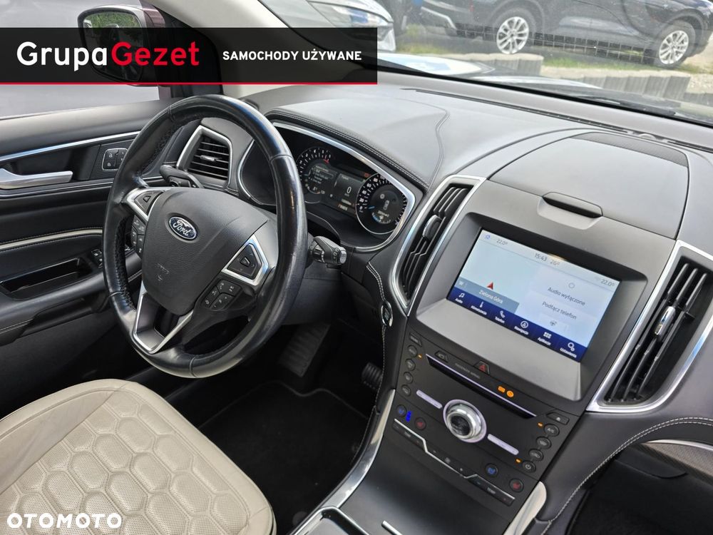 Ford Edge - 19
