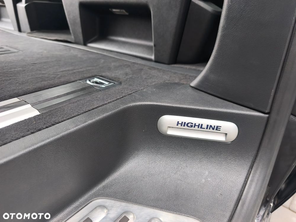 Volkswagen Multivan - 28