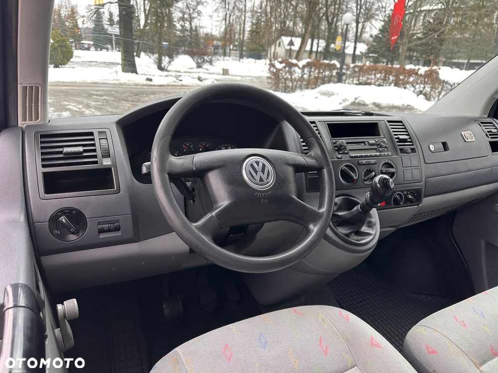 Volkswagen Transporter Caravelle Lang (5.Si.) - 26