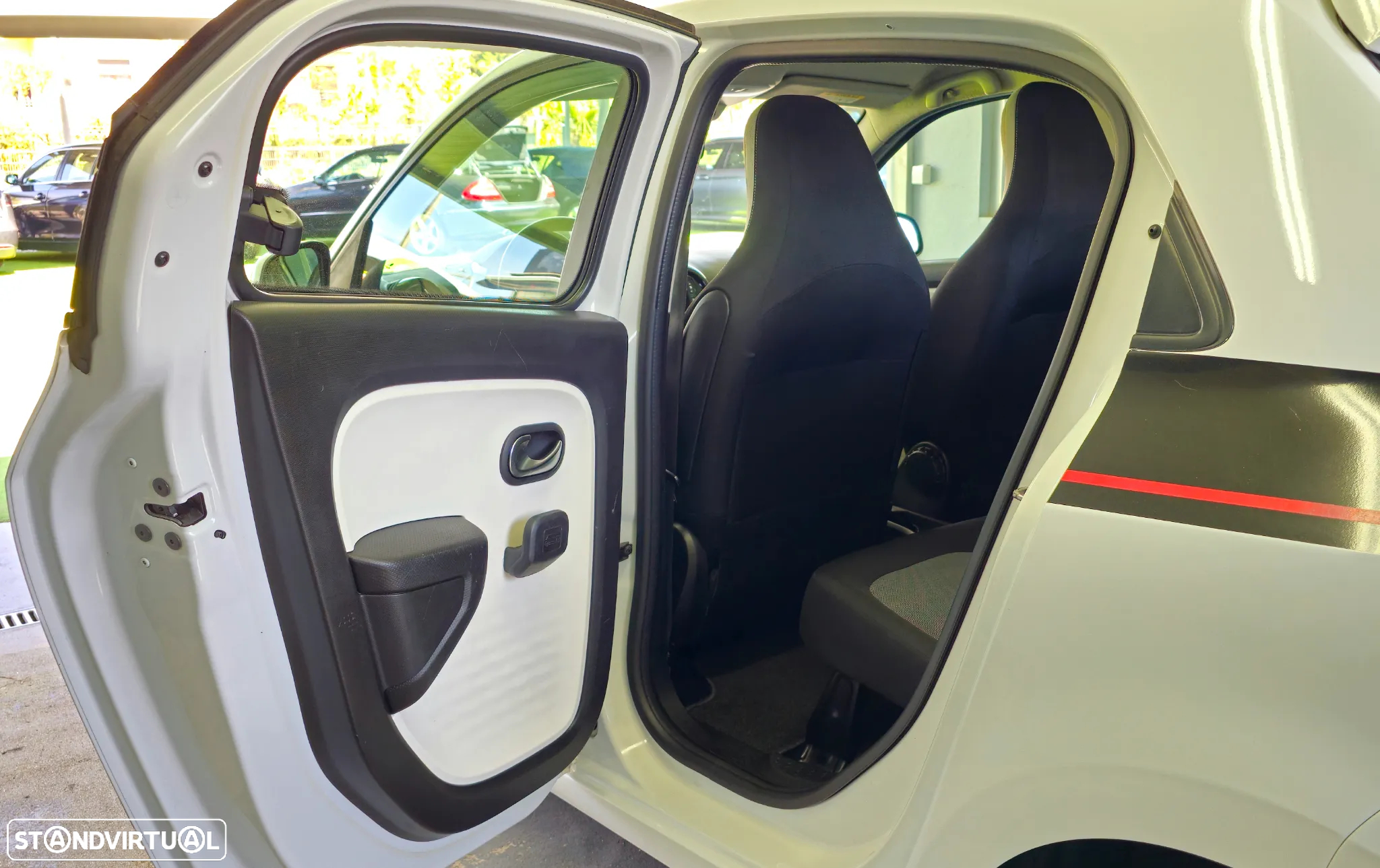 Renault Twingo 1.0 SCe Dynamique - 36