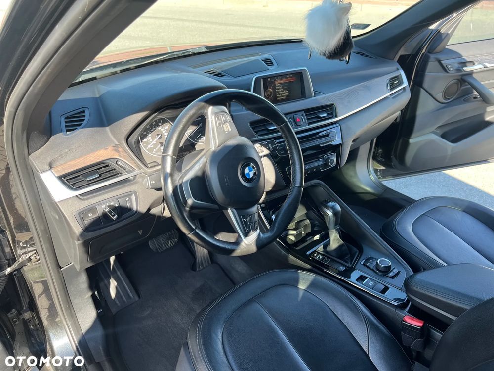 BMW X1 - 13