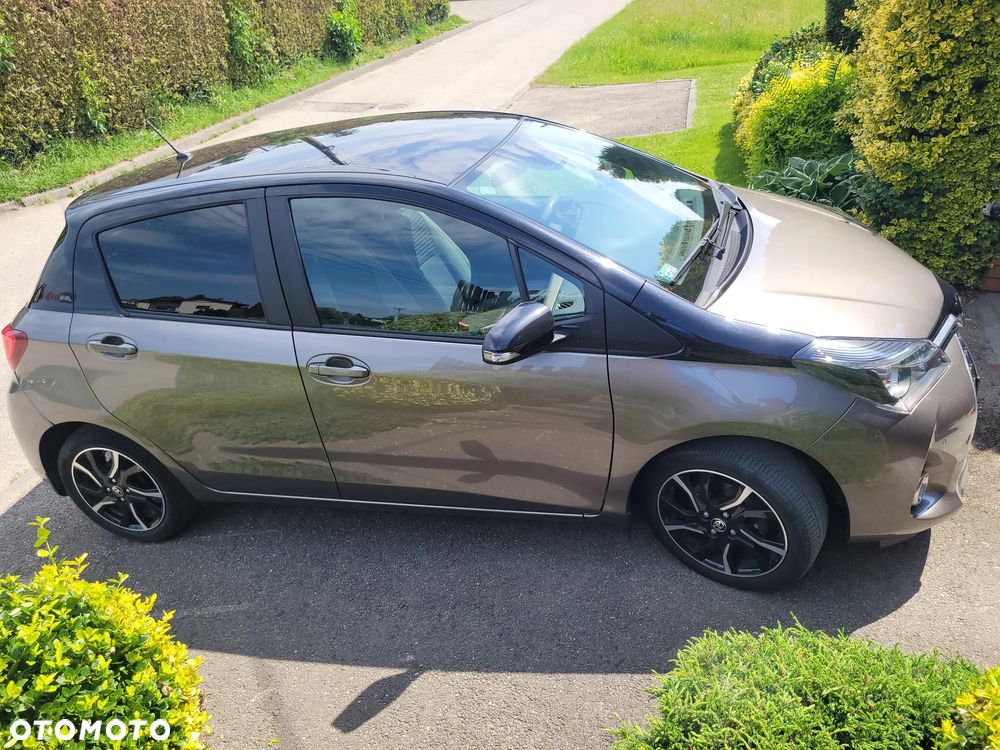 Toyota Yaris 1.33 Selection Platinum - 5